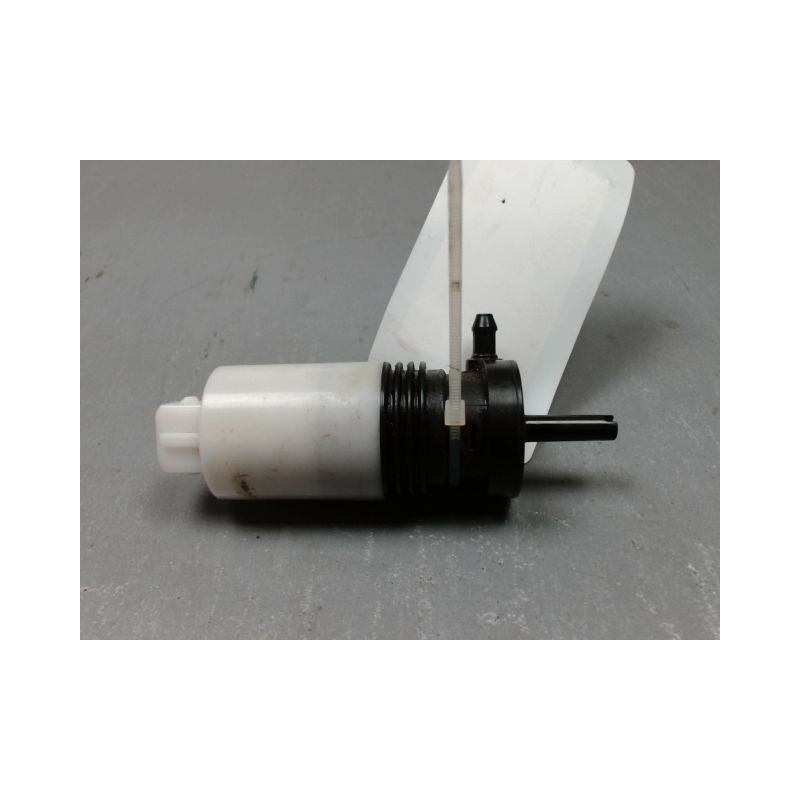 POMPE LAVE-GLACE AVANT VOLVO XC60