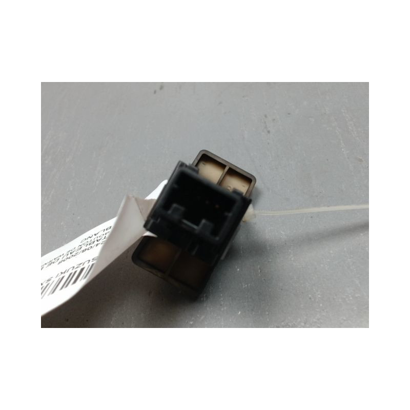 BOUTON DE WARNING SUZUKI SX4