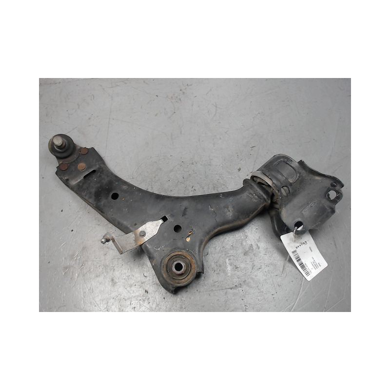 TRIANGLE INFERIEUR AVANT DROIT VOLVO XC60