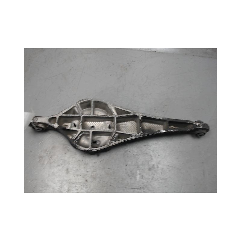 TRIANGLE INFERIEUR ARRIERE DROIT VOLVO XC60