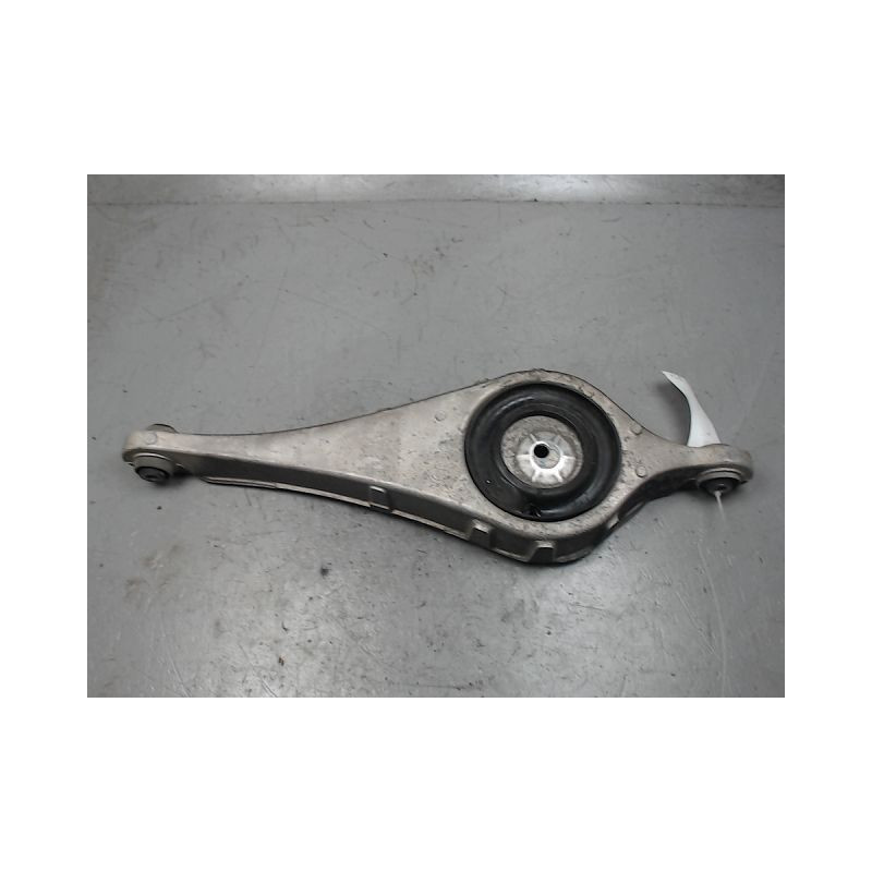 TRIANGLE INFERIEUR ARRIERE GAUCHE VOLVO XC60