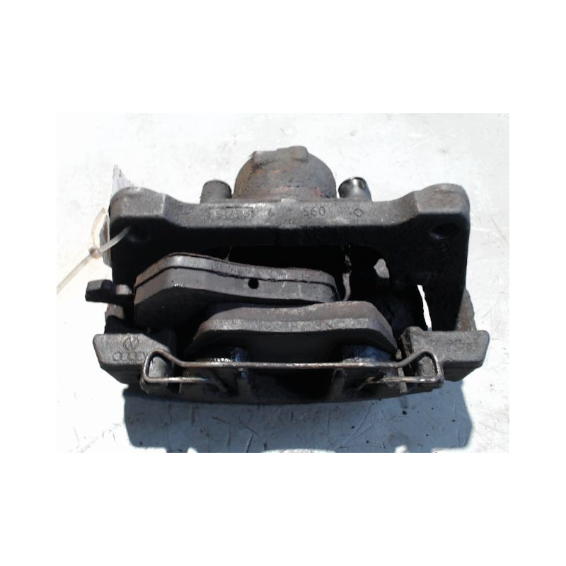 ETRIER DE FREIN AVANT DROIT AUDI A4 AVANT 04-08