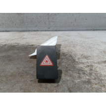 BOUTON DE WARNING TOYOTA VERSO 2010-
