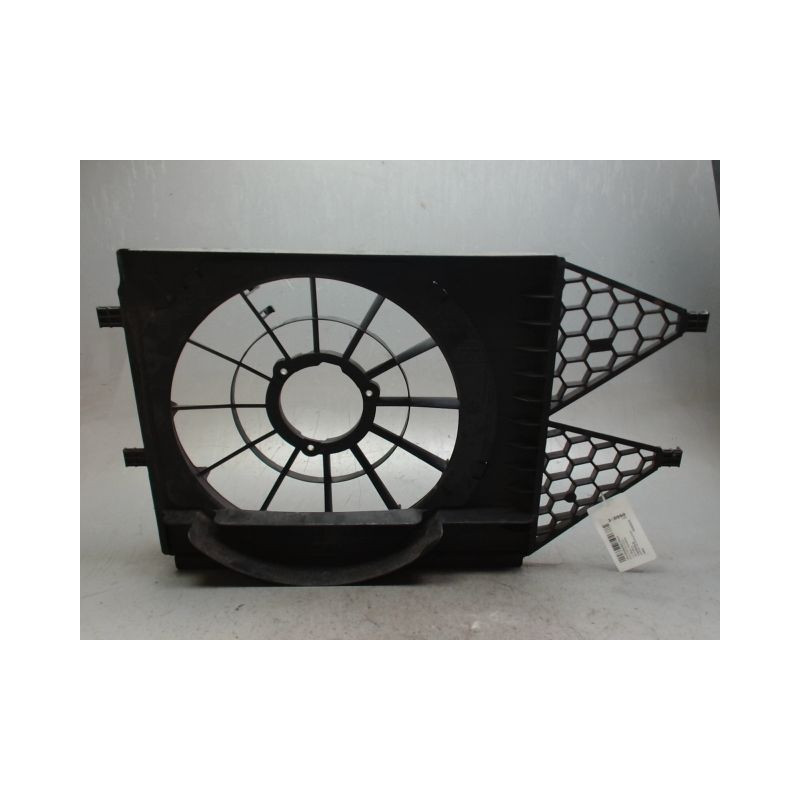 SUPPORT DE VENTILATEUR VOLKSWAGEN POLO 2009-