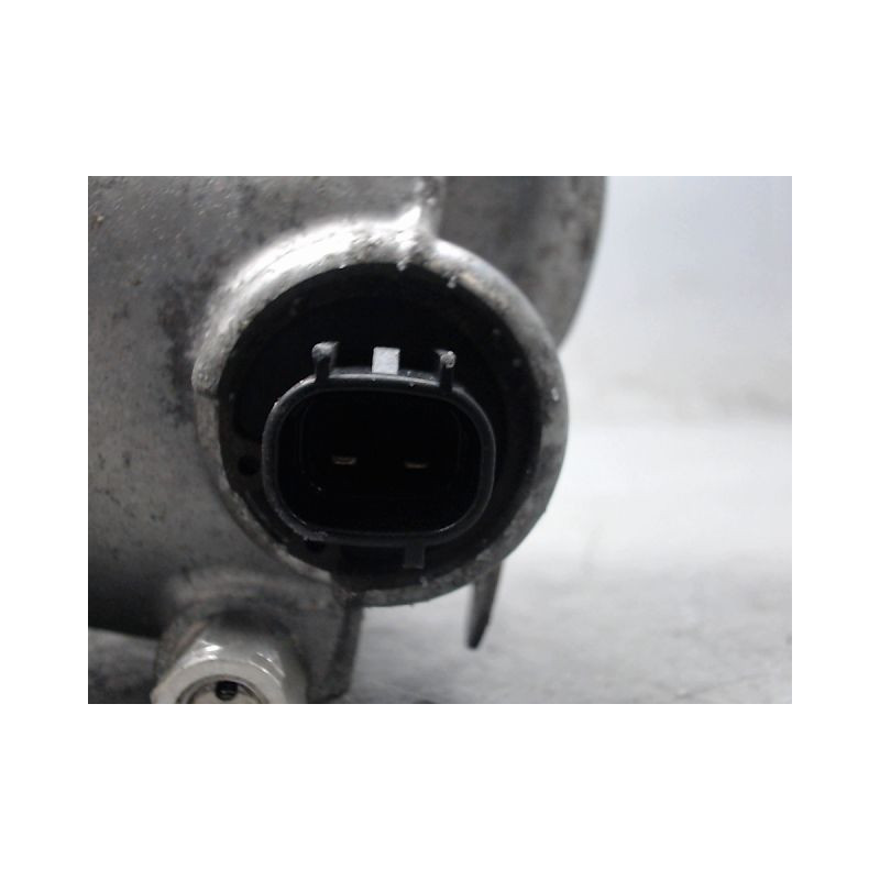 COMPRESSEUR AIR CONDITIONNE TOYOTA VERSO