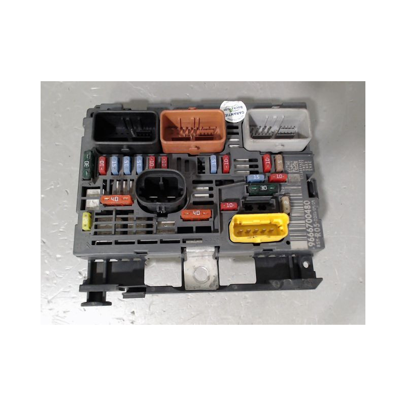 BOITE A FUSIBLES CITROEN C4 2008-