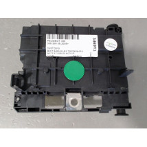 BOITE A FUSIBLES PEUGEOT 308 SW 2008-