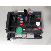 BOITE A FUSIBLES PEUGEOT 206
