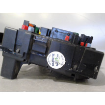 BOITE A FUSIBLES PEUGEOT 206