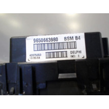 BOITE A FUSIBLES PEUGEOT 206