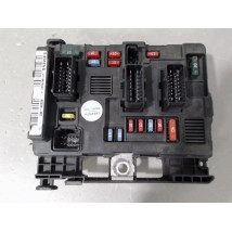 BOITE A FUSIBLES PEUGEOT 206 3P