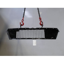 GRILLE PARE-CHOC AVANT DACIA SANDERO 2008-