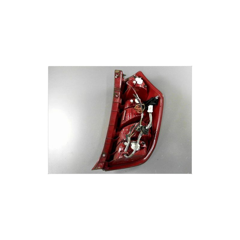 FEU ARRIERE GAUCHE  HYUNDAI I 10 PH2 11-13