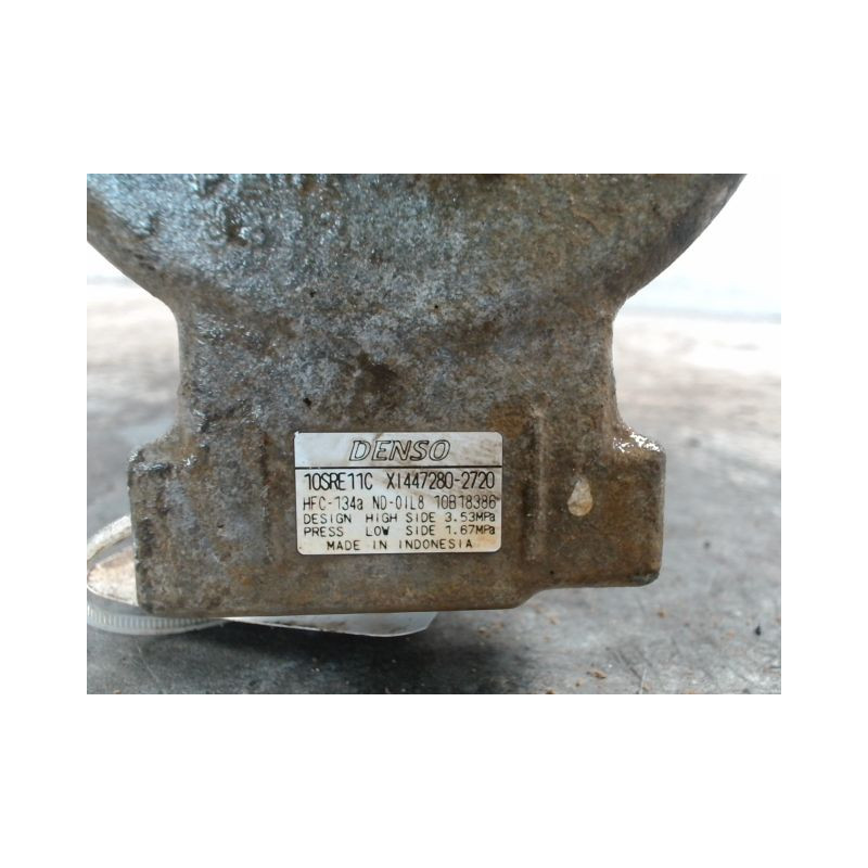 COMPRESSEUR AIR CONDITIONNE TOYOTA HILUX SIMPLE CABINE 2006-