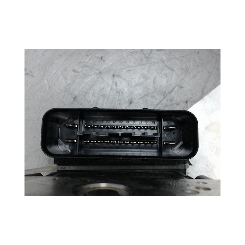 UNITE HYDRAULIQUE ABS TOYOTA YARIS