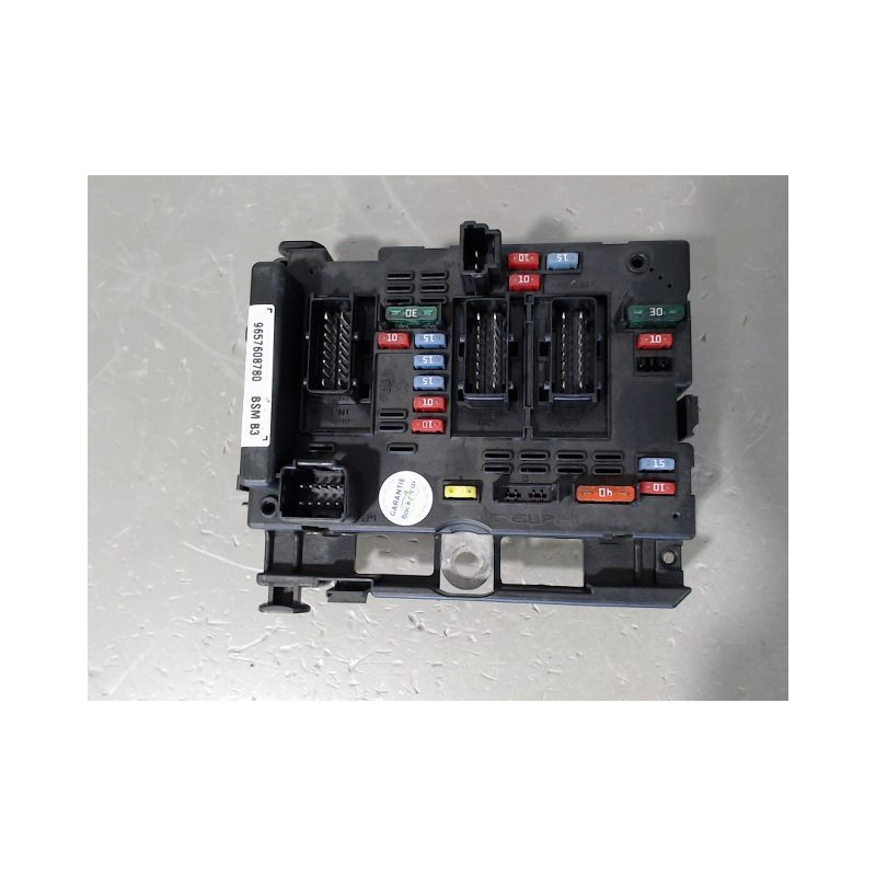 BOITE A FUSIBLES PEUGEOT 307 2001-2005