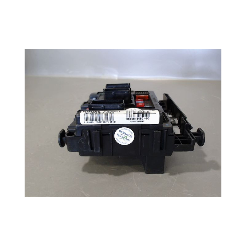 BOITE A FUSIBLES PEUGEOT 1007
