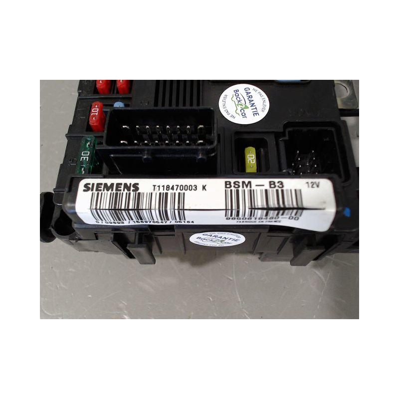 BOITE A FUSIBLES PEUGEOT 1007