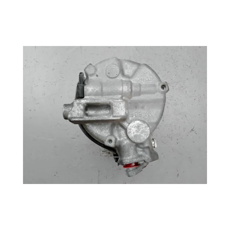 COMPRESSEUR AIR CONDITIONNE MERCEDES VITO