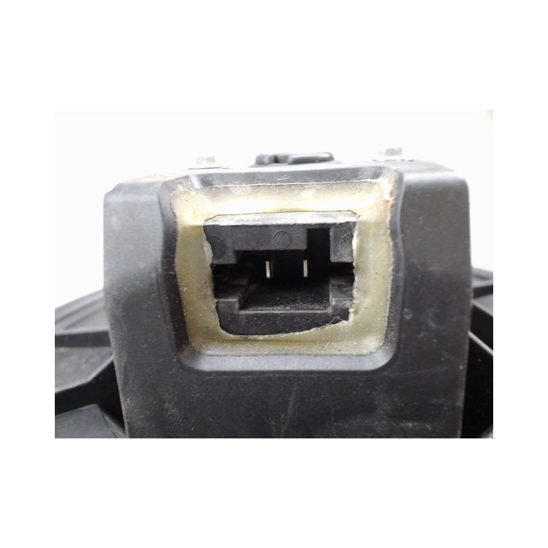 MOTEUR VENTILATEUR CHAUFFAGE IVECO 35C13
