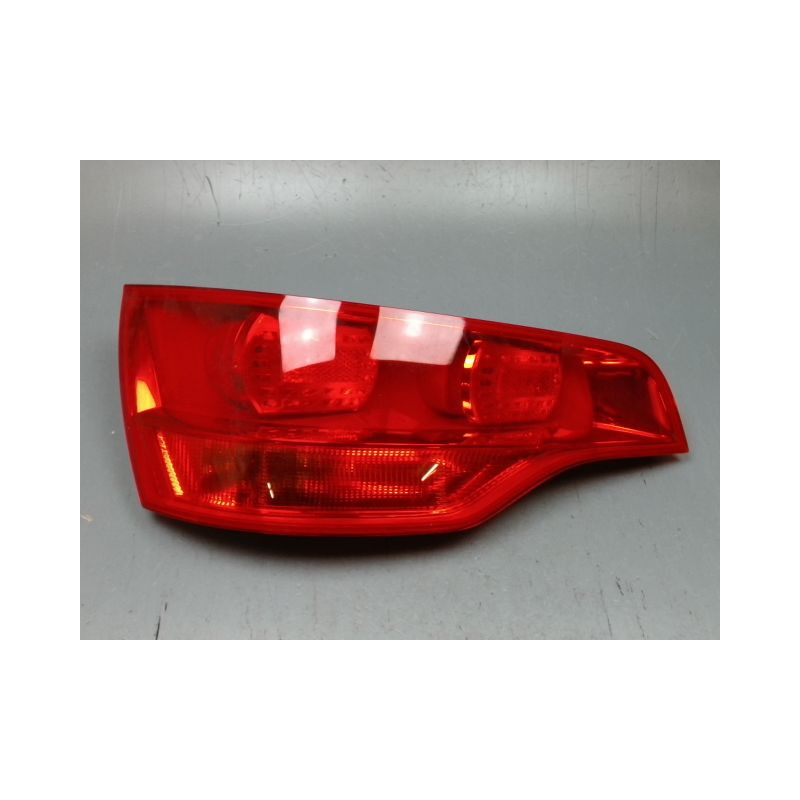 FEU ARRIERE GAUCHE  AUDI Q7