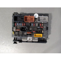 BOITE A FUSIBLES PEUGEOT 308 2007-