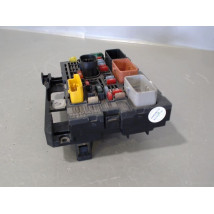 BOITE A FUSIBLES PEUGEOT 308 2007-