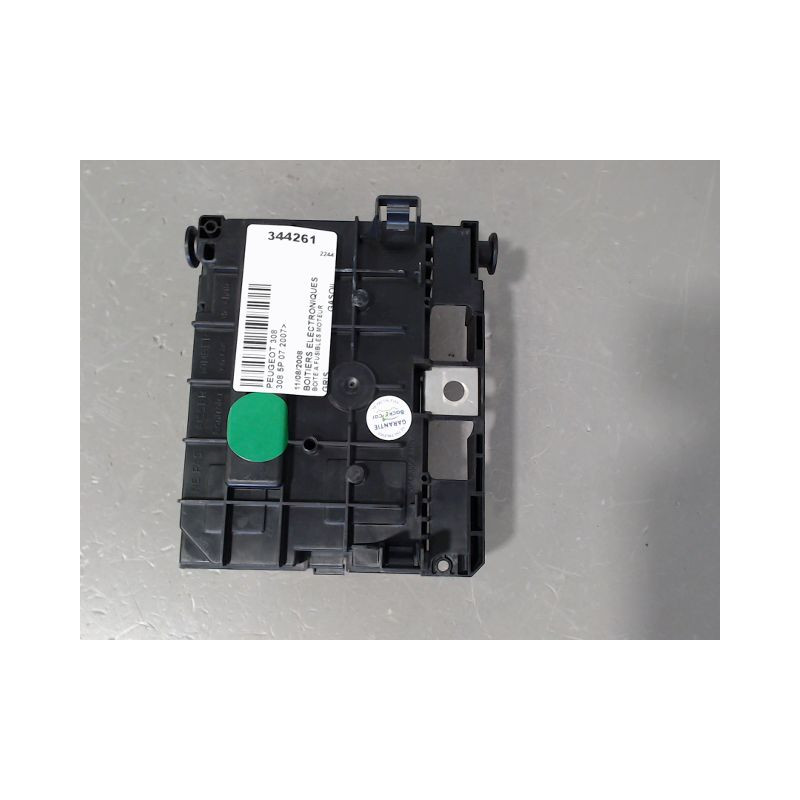 BOITE A FUSIBLES PEUGEOT 308 2007-