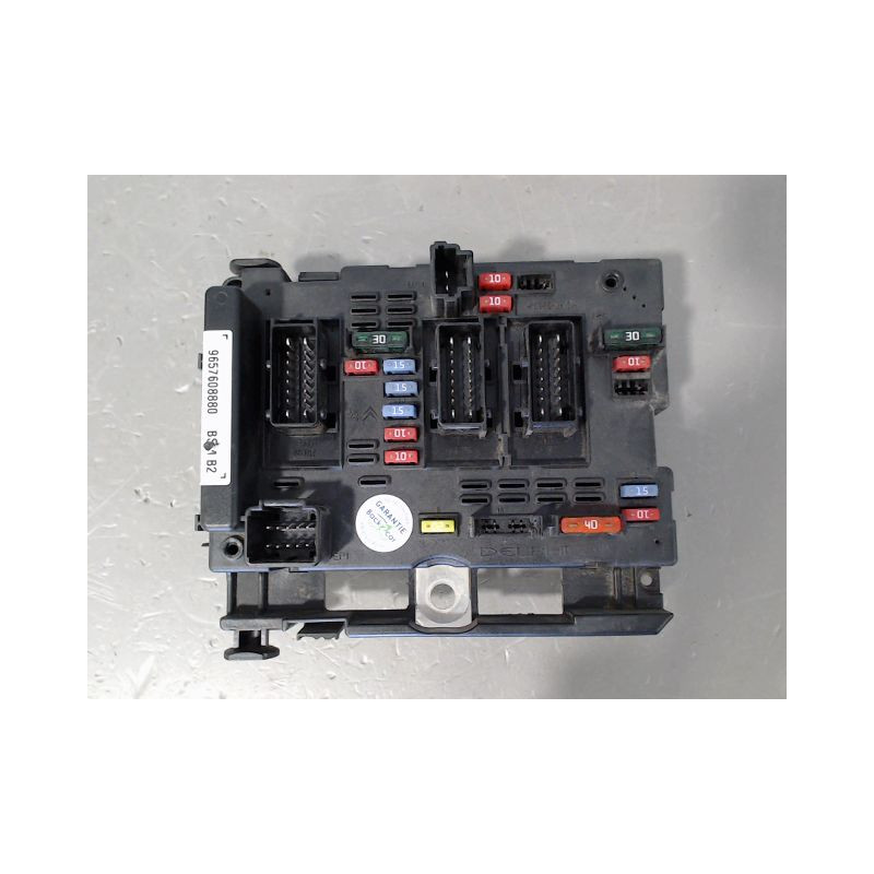 BOITE A FUSIBLES PEUGEOT 206+ 2009-