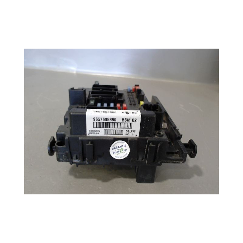BOITE A FUSIBLES PEUGEOT 206+ 2009-