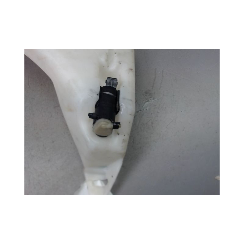 RESERVOIR LAVE-GLACE AVANT FORD TRANSIT CONNECT FG I Phase 1 LONG 2002-2009