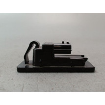 ECLAIREUR PLAQUE DE POLICE GAUCHE DACIA SANDERO 2008-