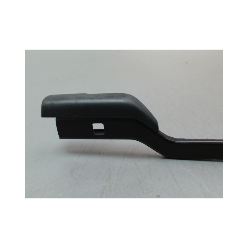 BRAS ESSUIE-GLACE AVANT GAUCHE PEUGEOT 3008 2009-