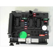 BOITE A FUSIBLES PEUGEOT 206 98-09