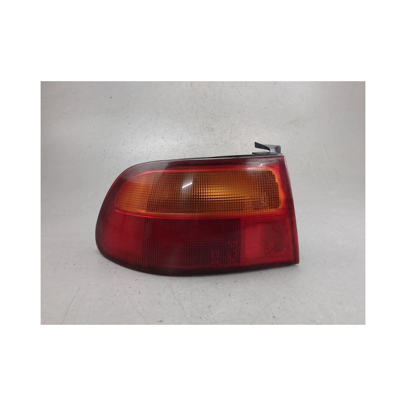 FEU ARRIERE GAUCHE  HONDA CIVIC