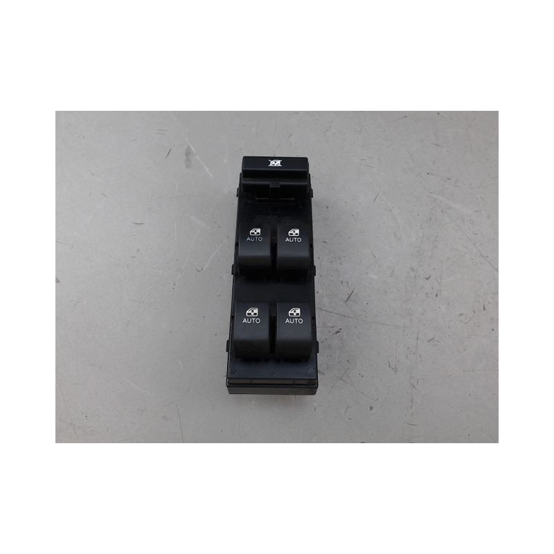 COMMANDE LEVE-GLACE PORTE AVG KIA CEE-D