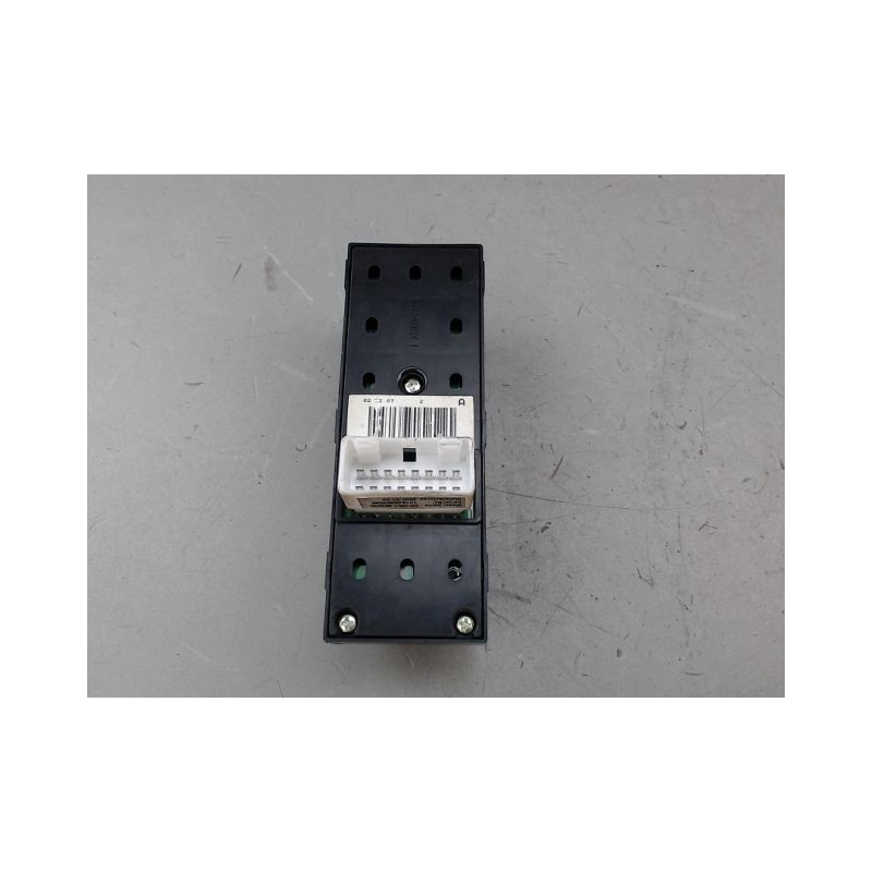 COMMANDE LEVE-GLACE PORTE AVG KIA CEE-D
