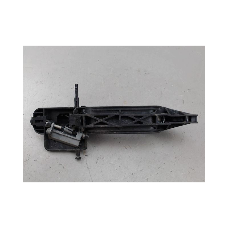 POIGNEE EXTERIEURE PORTE ARRIERE DROIT FORD FIESTA