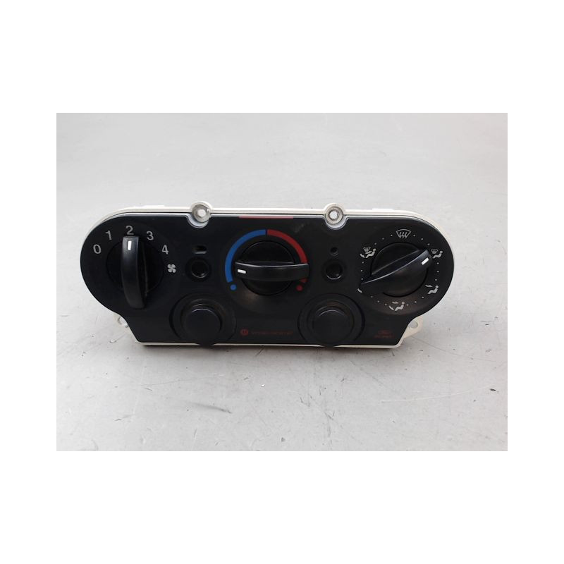 COMMANDE DE CHAUFFAGE FORD FIESTA