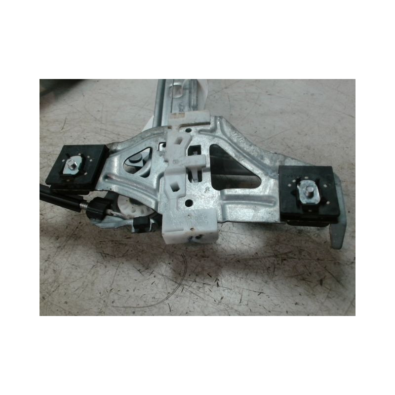 MECANISME+MOTEUR LEVE-GLACE AVANT DROIT PEUGEOT 108