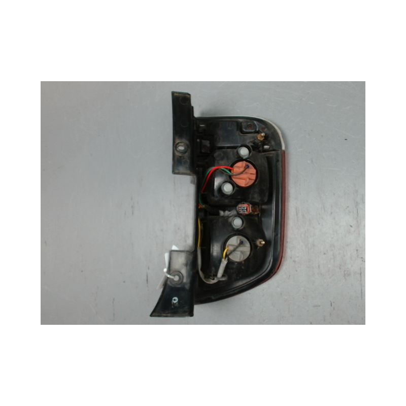 FEU ARRIERE GAUCHE  SSANGYONG KYRON 2005-