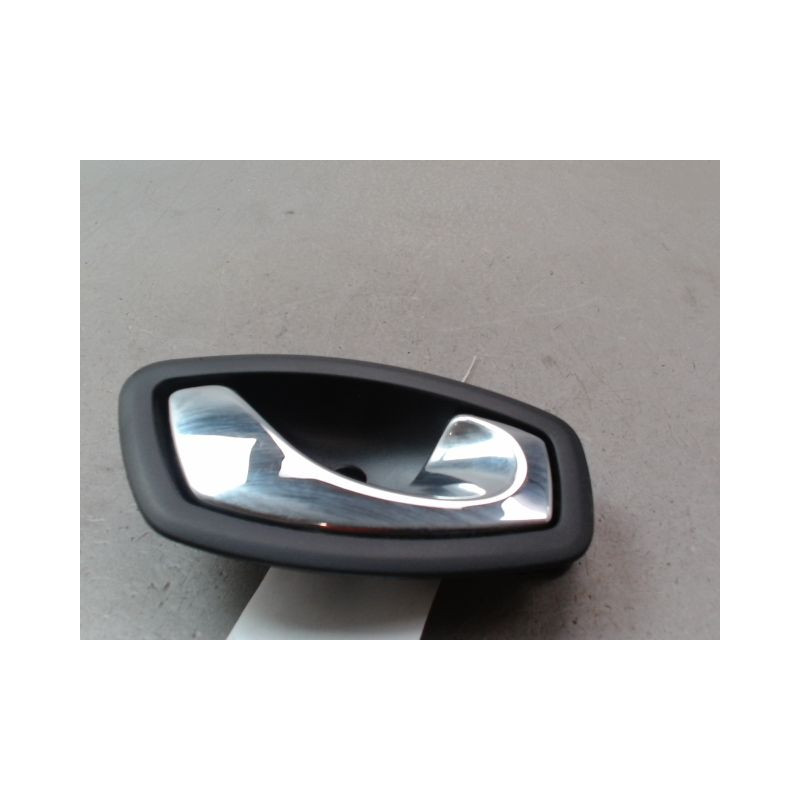 POIGNEE INTERIEURE PORTE AVANT DROIT RENAULT CAPTUR Phase 1 2013-...