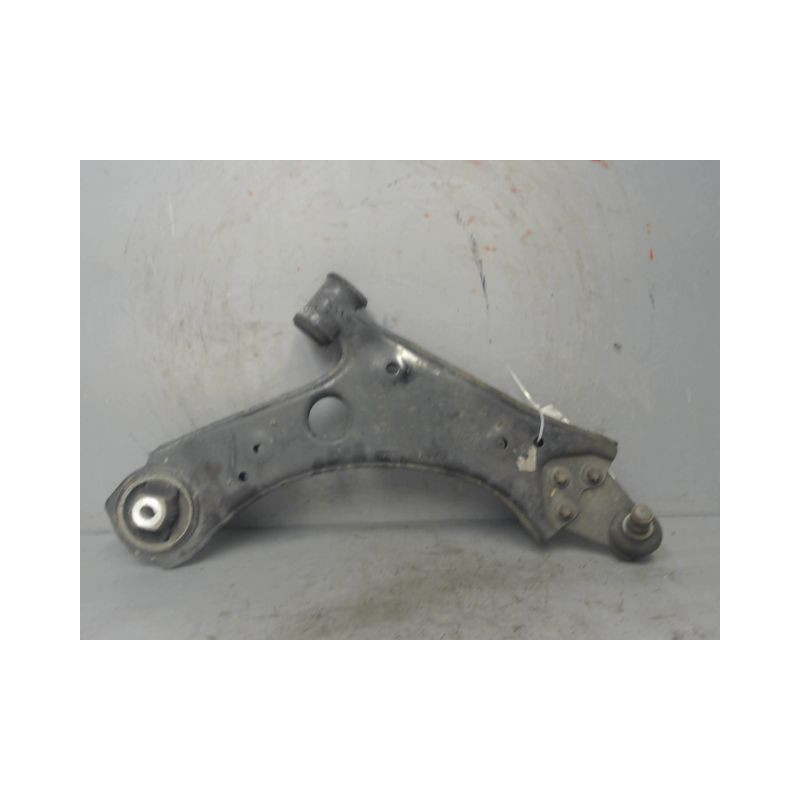 TRIANGLE INFERIEUR AVANT DROIT FIAT TIPO