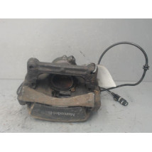 ETRIER DE FREIN AVANT DROIT MERCEDES CLA