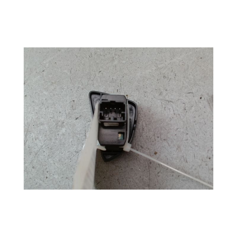 COMMANDE LEVE-GLACE PORTE AVG FORD KA II 2008-...