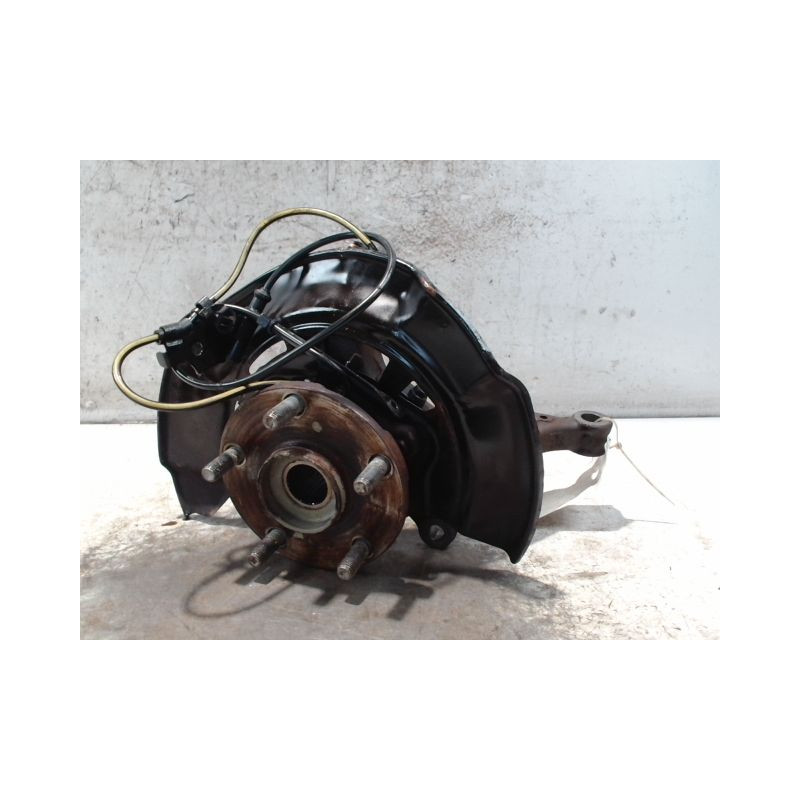 PIVOT AVANT DROIT TOYOTA VERSO 2010-