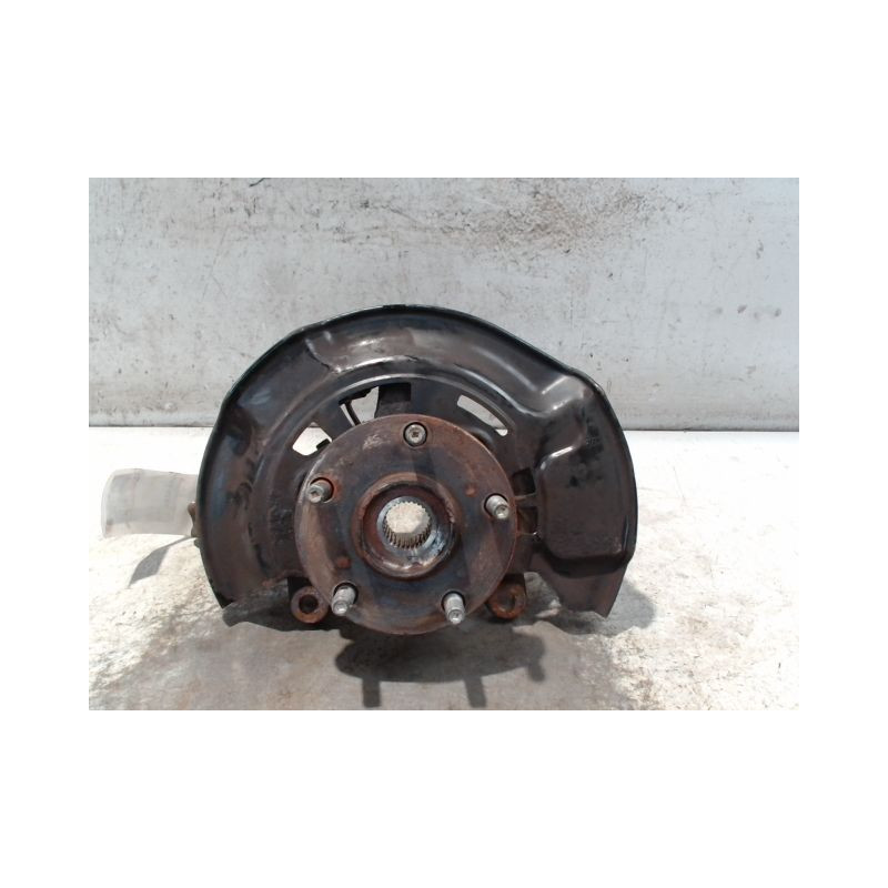 PIVOT AVANT GAUCHE TOYOTA VERSO 2010-