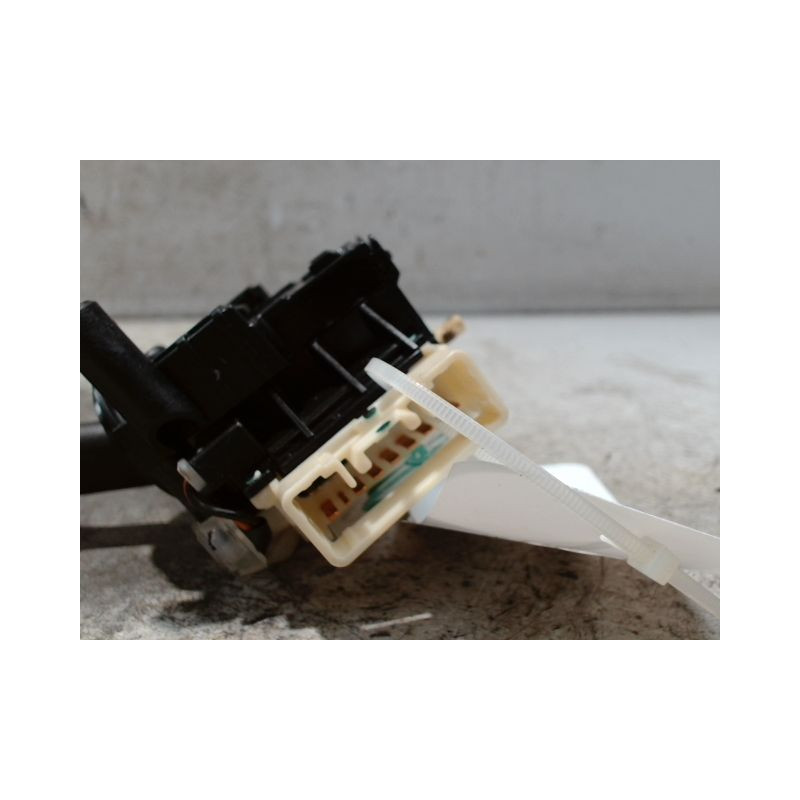 COMMANDE CLIGNOTANT NISSAN PIXO