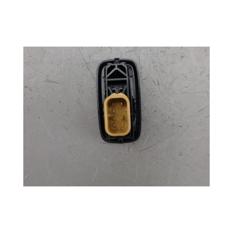 COMMANDE LEVE-GLACE PORTE AVD FORD FIESTA