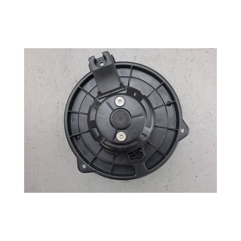 MOTEUR VENTILATEUR CHAUFFAGE TOYOTA COROLLA